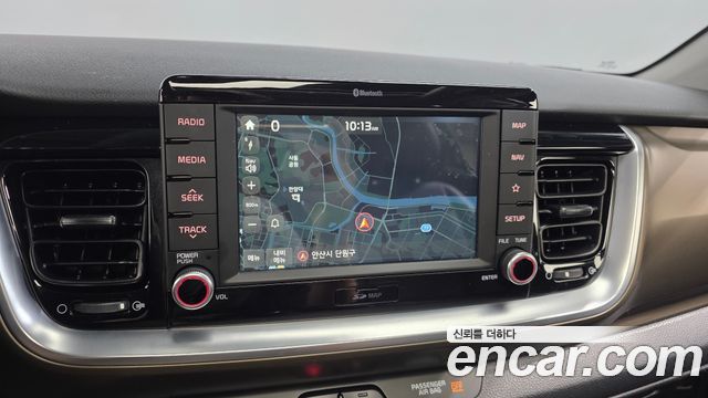 Kia Stonic 2018 — photo 19