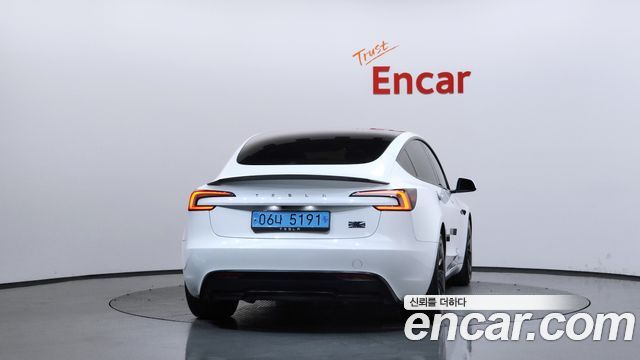 Tesla Model 3 2024 — photo 4