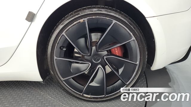 Tesla Model 3 2024 — photo 7