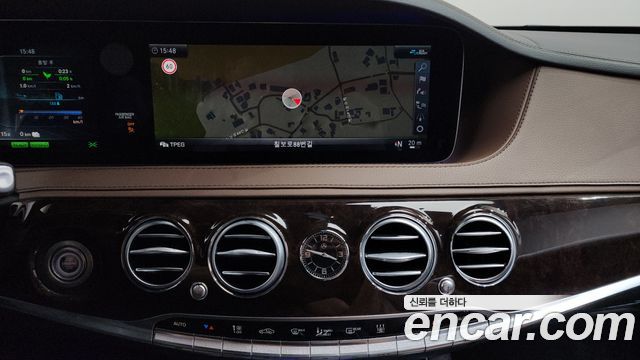 Mercedes-Benz S-Class 2020 — photo 18