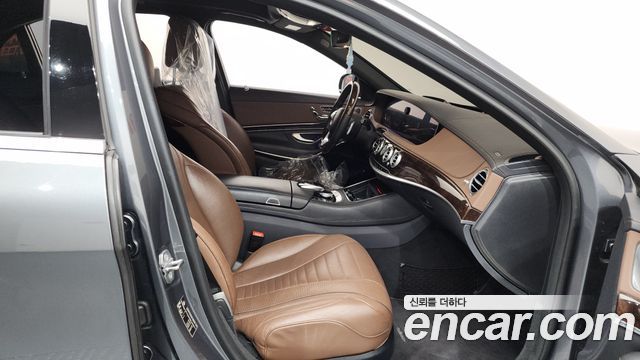 Mercedes-Benz S-Class 2020 — photo 16