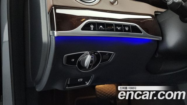 Mercedes-Benz S-Class 2020 — photo 29