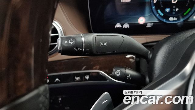 Mercedes-Benz S-Class 2020 — photo 30