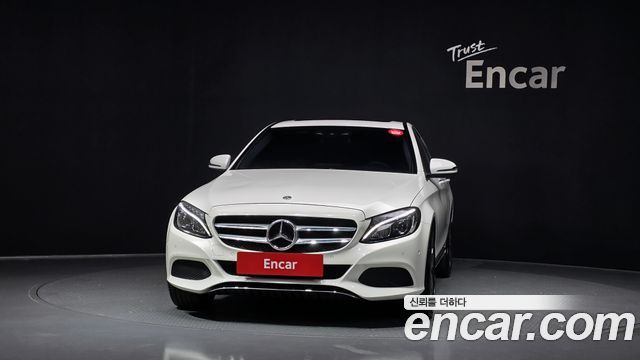 Mercedes-Benz C-Class 2018 — photo 3