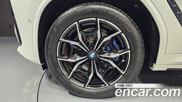 BMW X4 2022 — photo 19