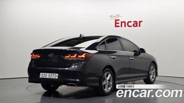Hyundai Sonata 2018 — photo 2