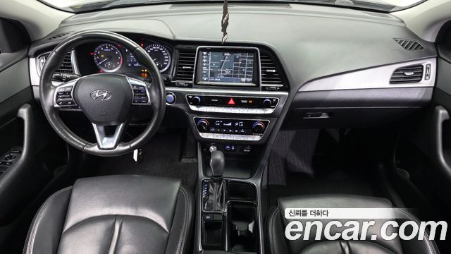 Hyundai Sonata 2018 — photo 10