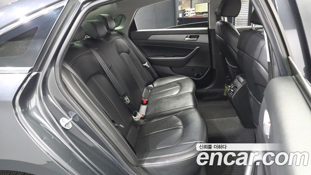 Hyundai Sonata 2018 — photo 18