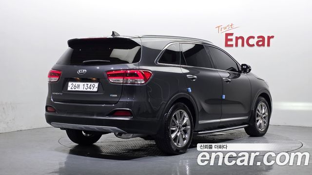 Kia Sorento 2016 — photo 2