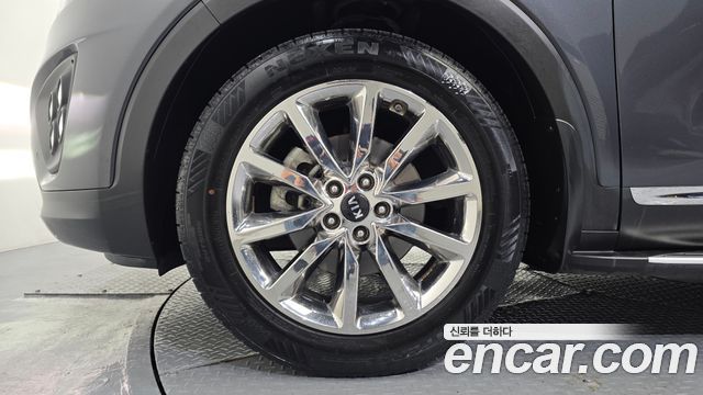 Kia Sorento 2016 — photo 5