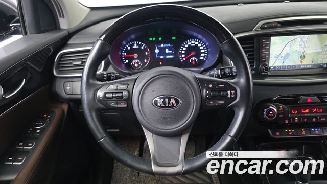 Kia Sorento 2016 — photo 14