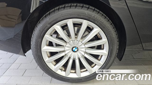 BMW Gran Turismo 2022 — photo 5