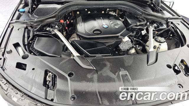 BMW Gran Turismo 2022 — photo 6