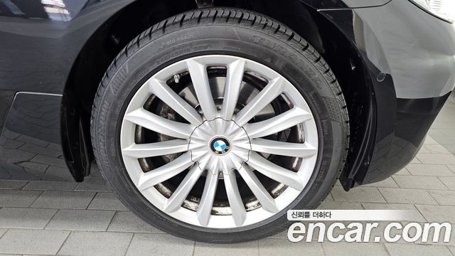 BMW Gran Turismo 2022 — photo 7