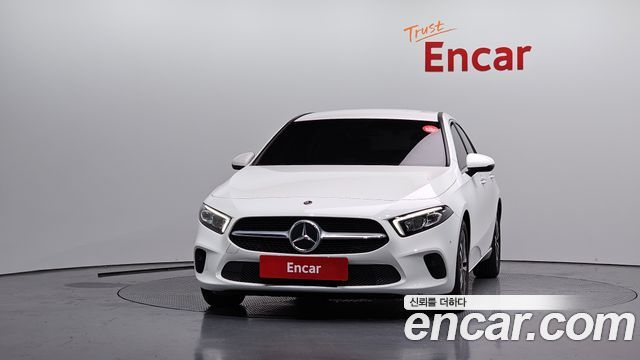 Mercedes-Benz A-Class 2021 — photo 3