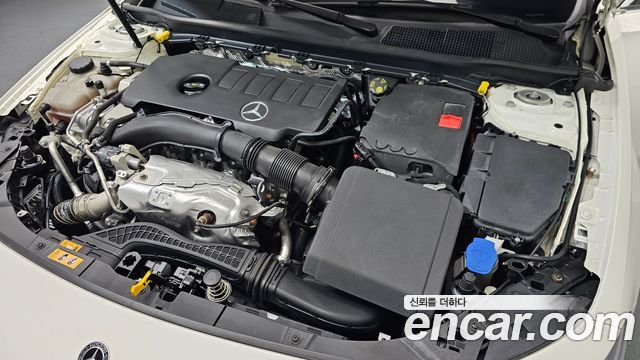 Mercedes-Benz A-Class 2021 — photo 6