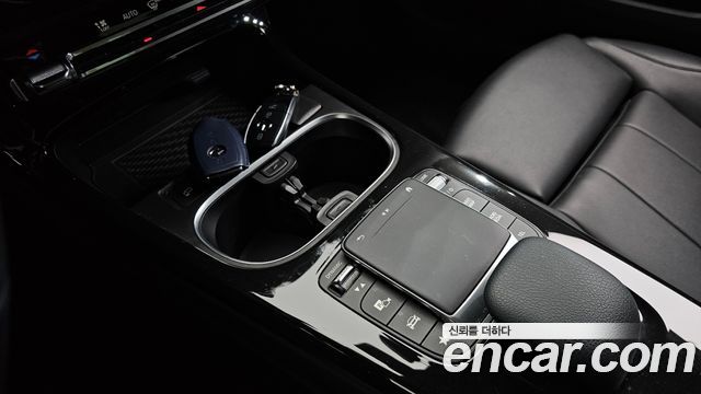 Mercedes-Benz A-Class 2021 — photo 22