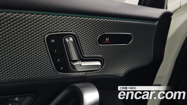 Mercedes-Benz A-Class 2021 — photo 26