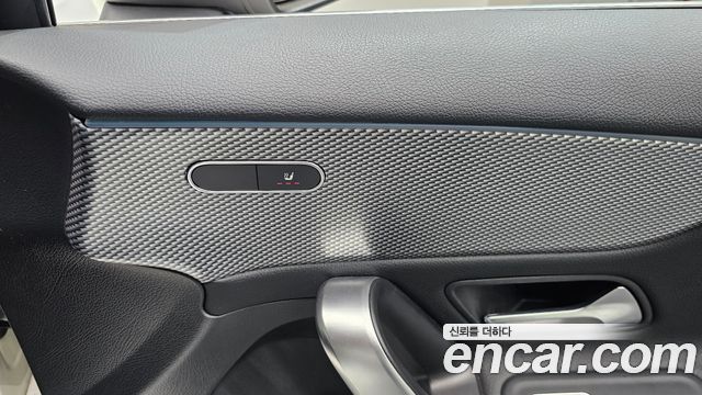 Mercedes-Benz A-Class 2021 — photo 27