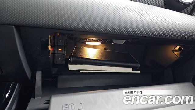 Mercedes-Benz A-Class 2021 — photo 29