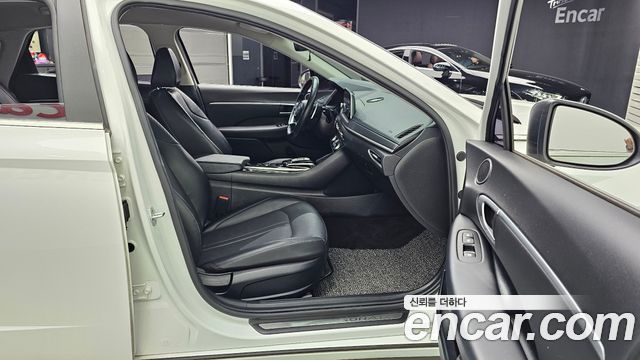 Hyundai Sonata 2020 — photo 11