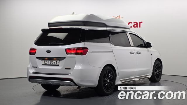 Kia Canival 2016 — photo 2