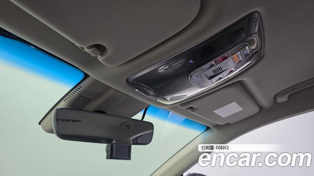 Genesis G80 2022 — photo 25