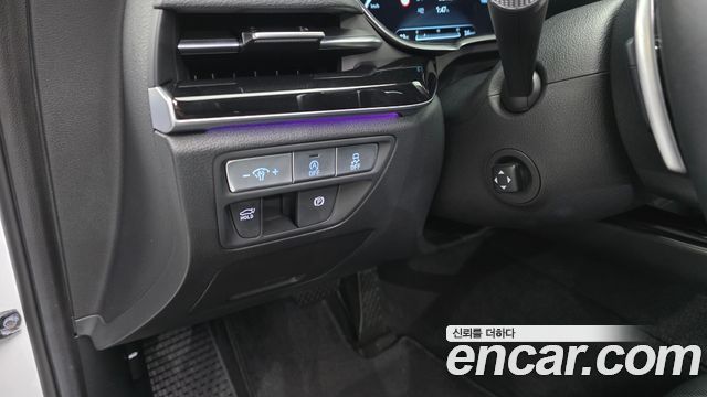 Genesis G80 2022 — photo 27