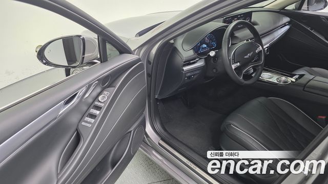 Genesis G80 2021 — photo 12