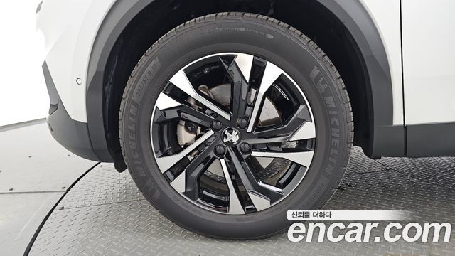 Peugeot 2008 2023 — photo 5