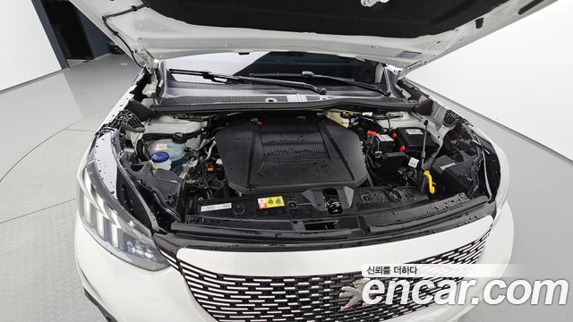Peugeot 2008 2023 — photo 6