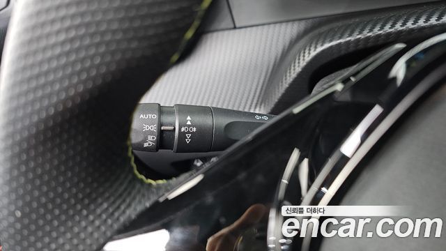 Peugeot 2008 2023 — photo 26