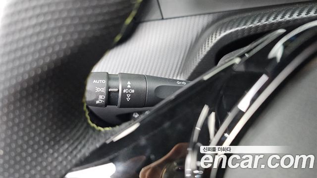 Peugeot 2008 2023 — photo 27