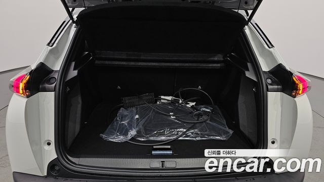 Peugeot 2008 2023 — photo 33