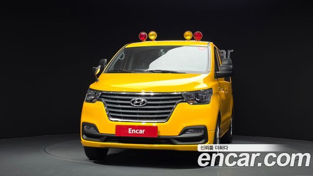 Hyundai Starex 2019 — photo 3