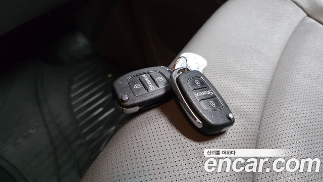 Hyundai Starex 2019 — photo 23