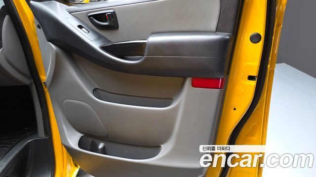 Hyundai Starex 2019 — photo 14