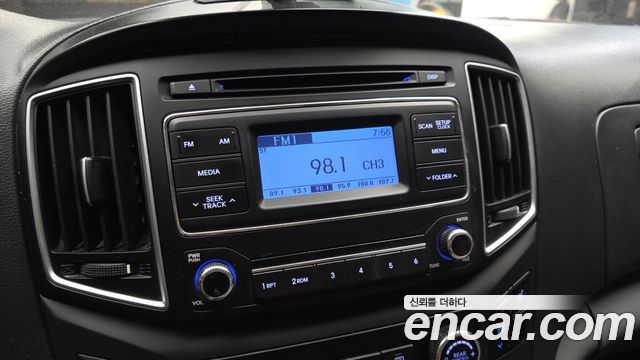 Hyundai Starex 2019 — photo 30