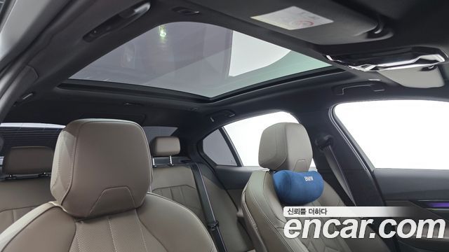 BMW 5-Series 2025 — photo 13