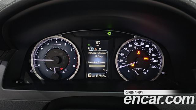 Toyota Camry 2017 — photo 8