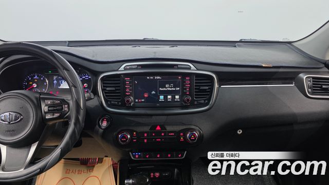 Kia Sorento 2015 — photo 22