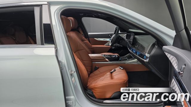BMW i7 2023 — photo 16