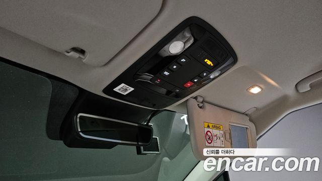 Kia Canival 2023 — photo 24