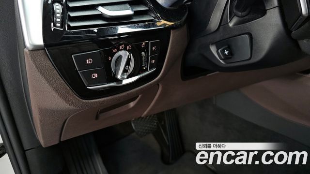 BMW Gran Turismo 2020 — photo 19