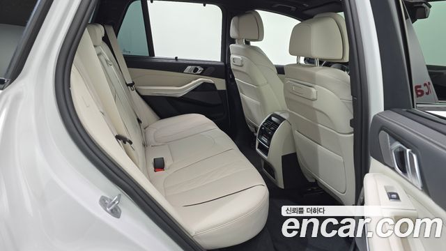 BMW X5 2025 — photo 27