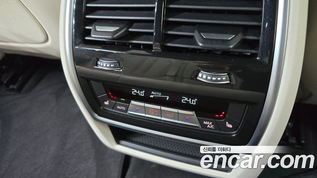 BMW X5 2025 — photo 32