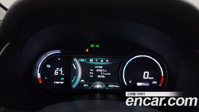Kia Niro 2019 — photo 8