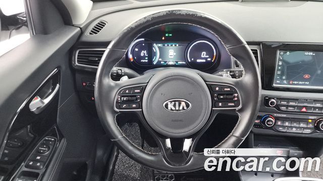 Kia Niro 2019 — photo 14