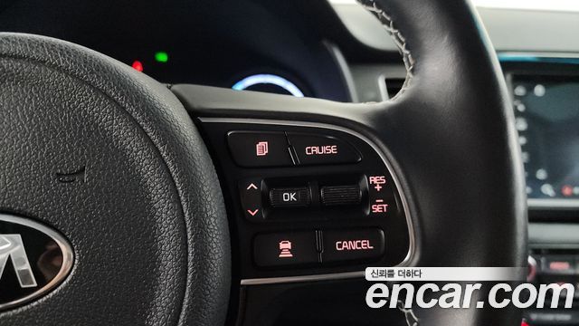 Kia Niro 2019 — photo 16