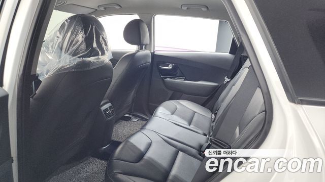 Kia Niro 2019 — photo 18